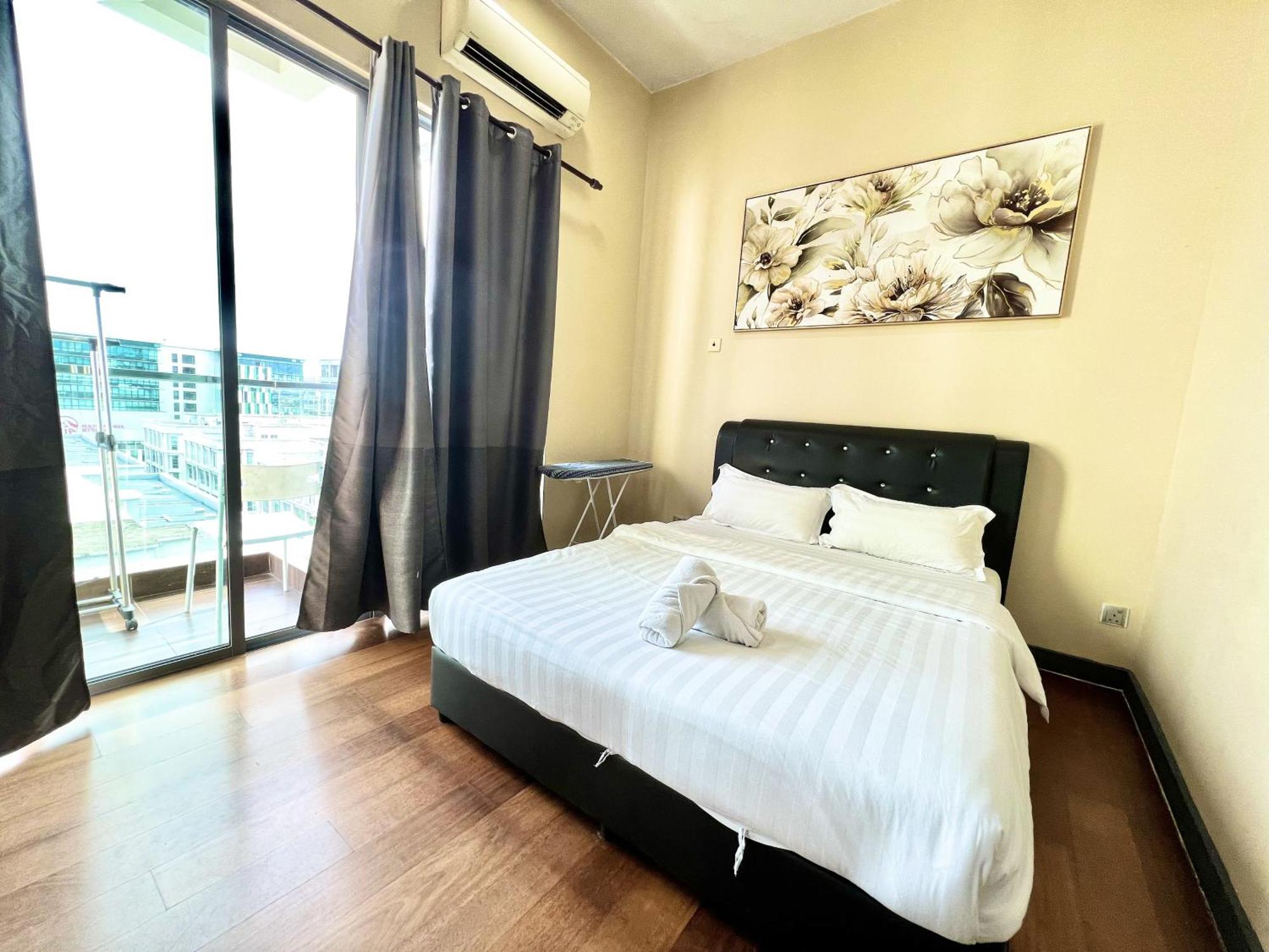 Margo Istay - The Loft Imago Kota Kinabalu Exterior foto